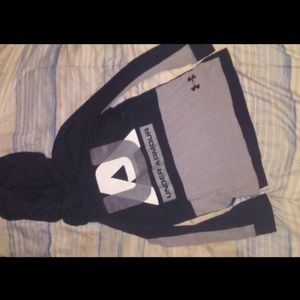 Underarmour Long Sleeve Hooded Tee